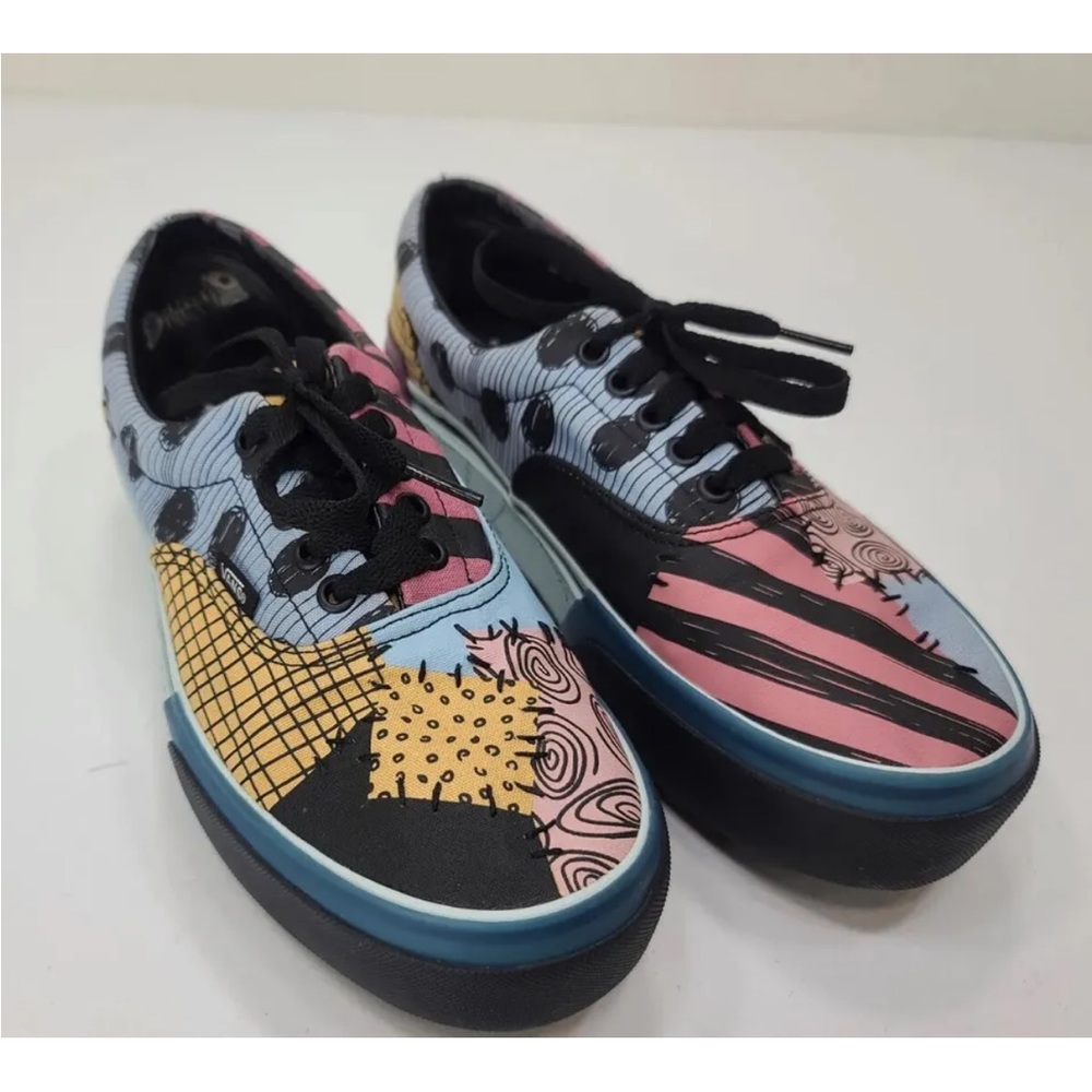 Vans Sk8 Lo X Disney Nightmare Before Christmas Sneakers M 7.5 W 9 Limited Ed.